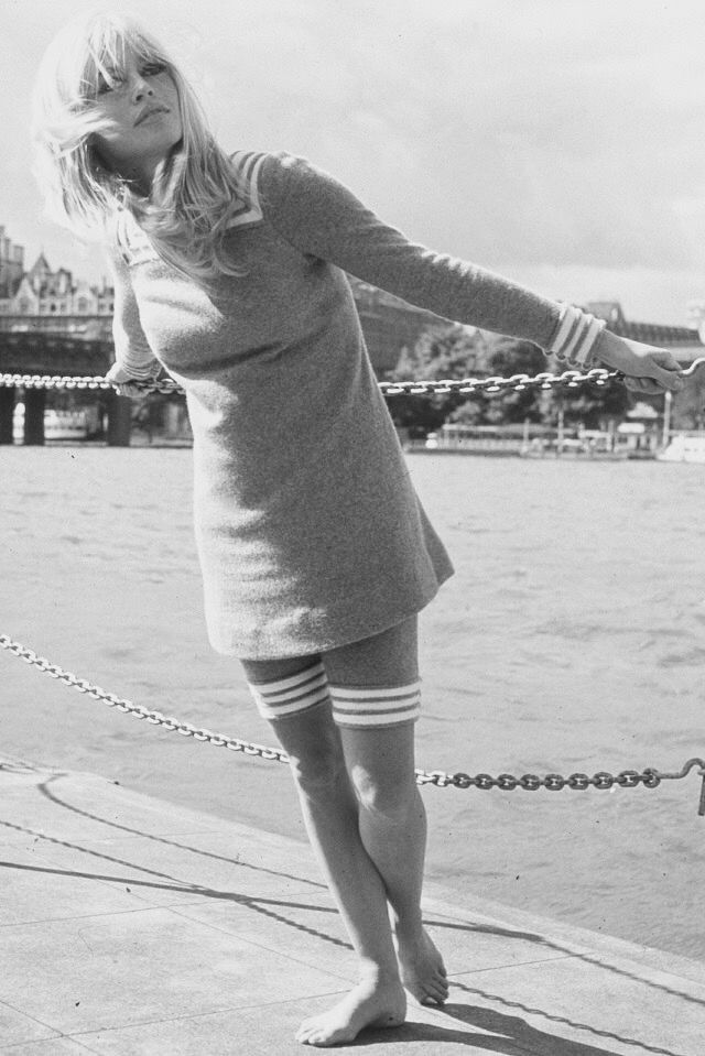 Brigitte Bardot's Feet - I piedi di Brigitte Bardot - Page: 30 ...