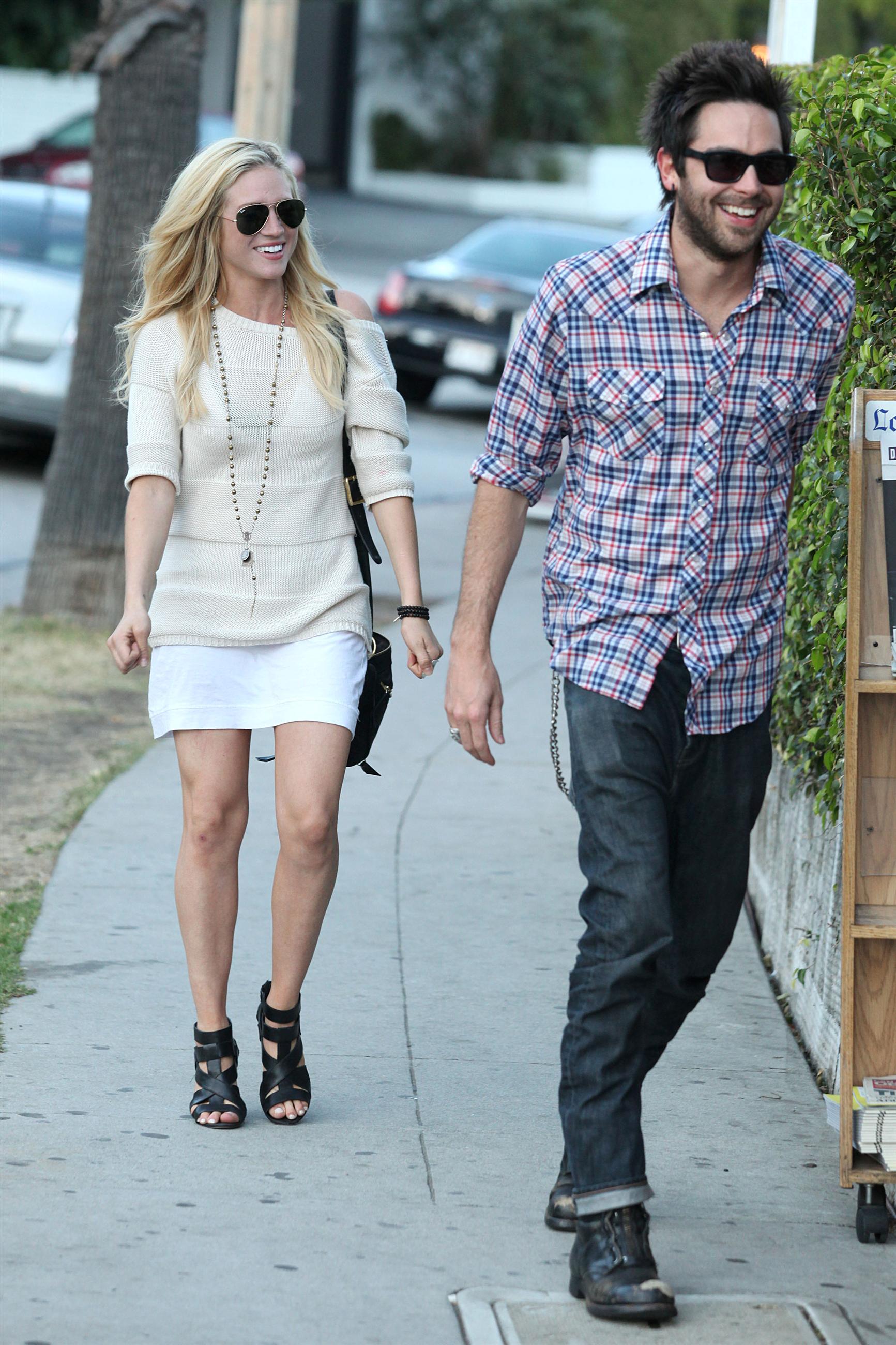 Brittany Snow feet photo 189791422 Brittany Snow feet photo 189791422 - High quality celebrity feet picture