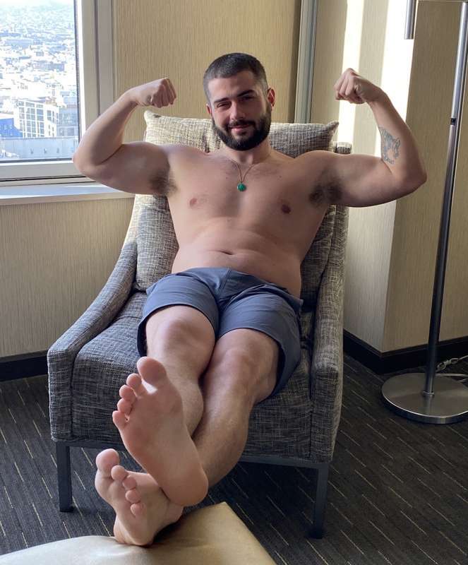 Bruno Diferente's Feet << wikiFeet Men