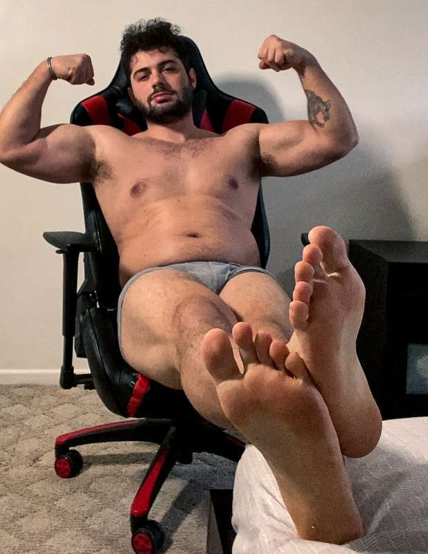 Bruno Diferente's Feet << wikiFeet Men