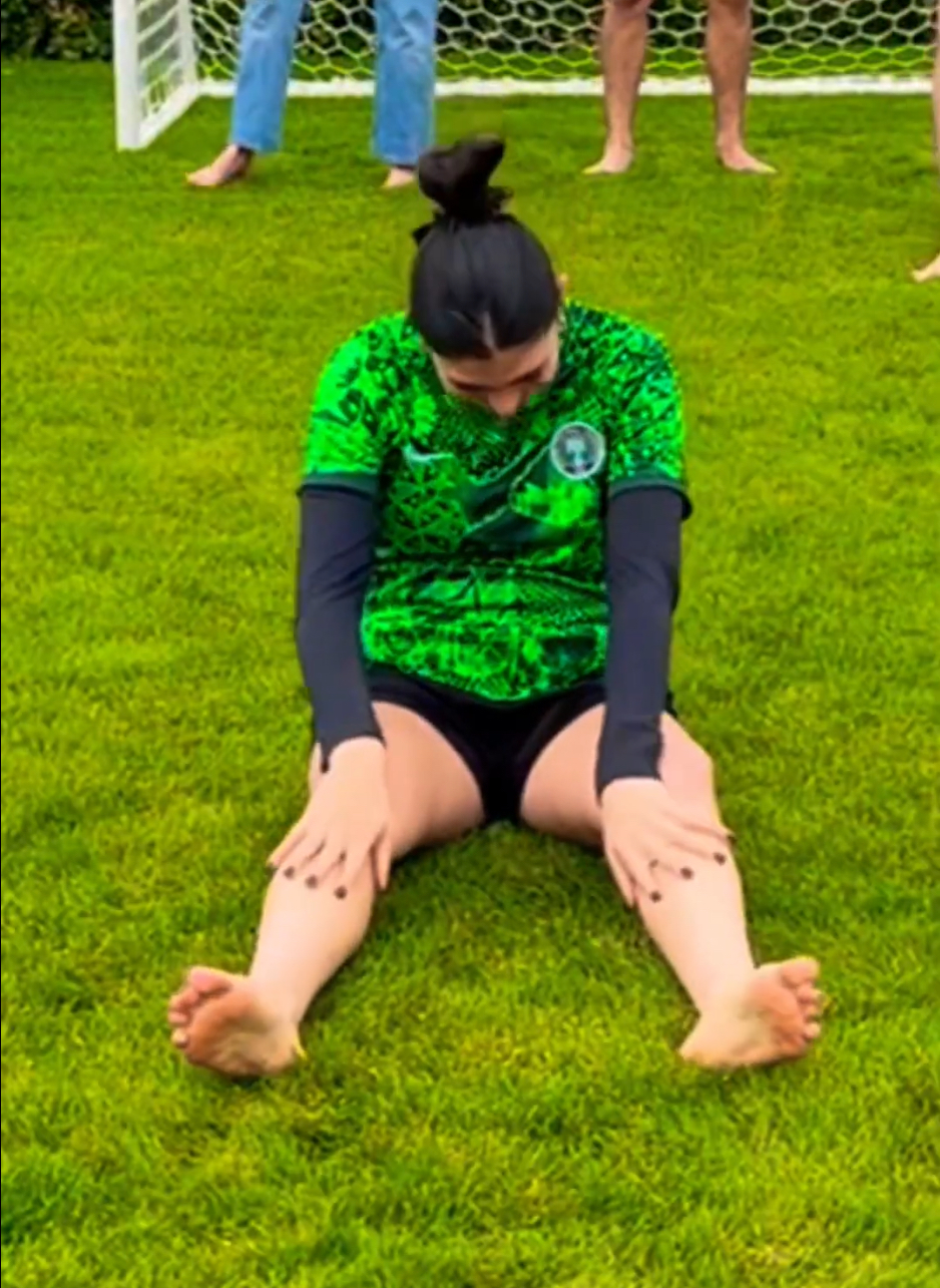 Céline Depts Feet << wikiFeet