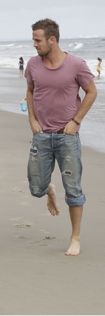 People who liked Cam Gigandet's feet, also liked.