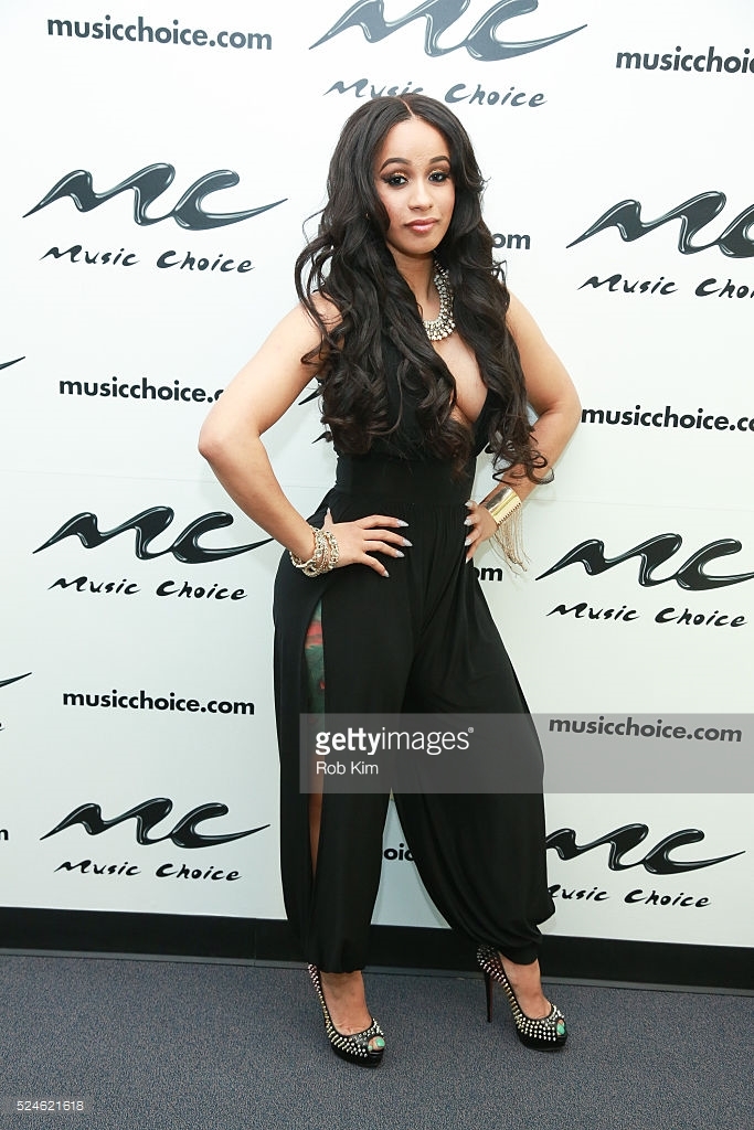 Cardi B feet photo 3