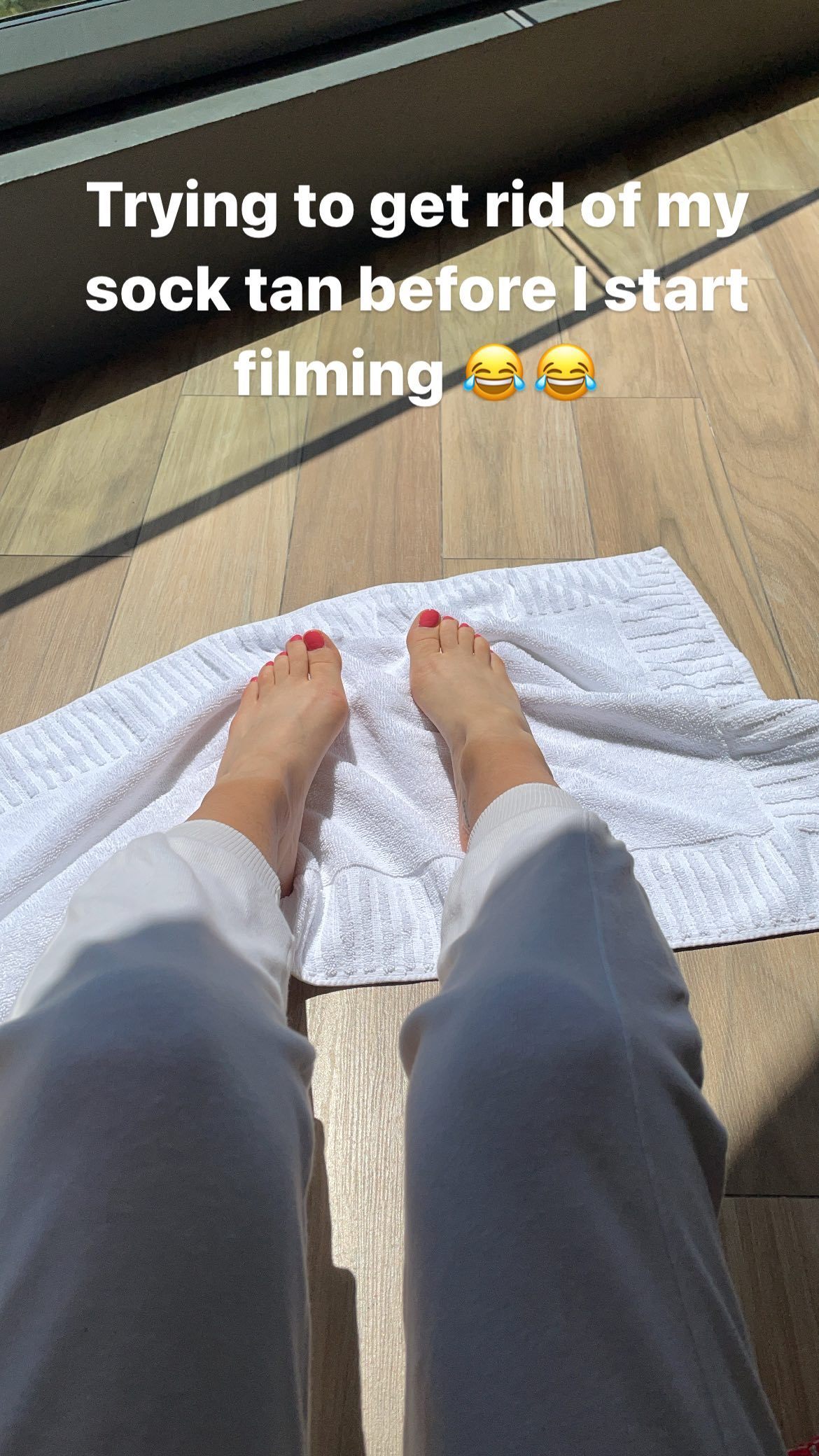 Kat Dennings Feet