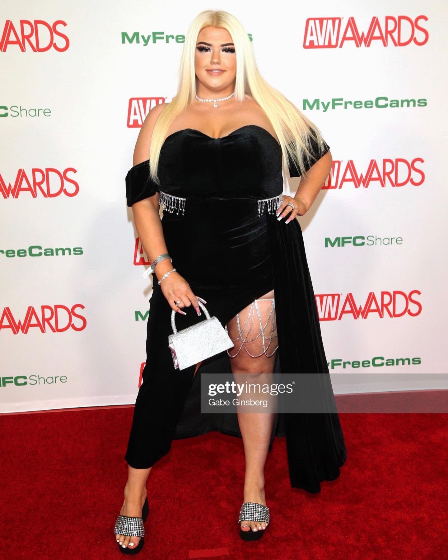 Chanel Barbie's feet