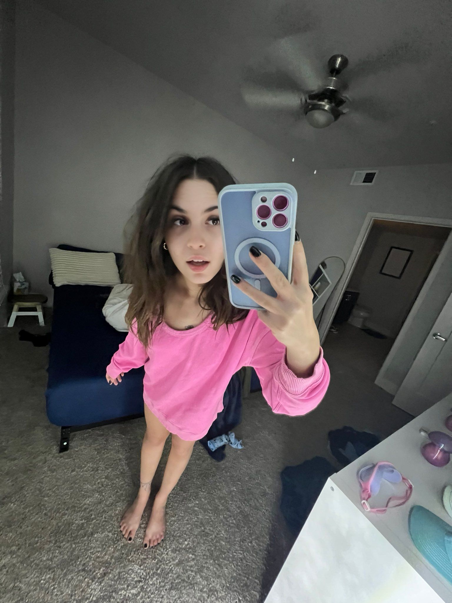 Chanel Camryn's feet(03)