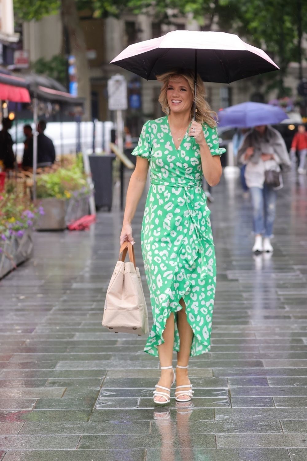 Charlotte Hawkins's Feet - I piedi di Charlotte Hawkins - Page: 12 ...