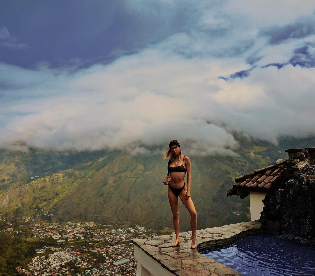Feet Chloe Holmes naked (88 photo), Tits, Paparazzi, Instagram, legs 2006 Feet Chloe Holmes naked (97 foto and video), Topless, Bikini, Twitter, see through 2017