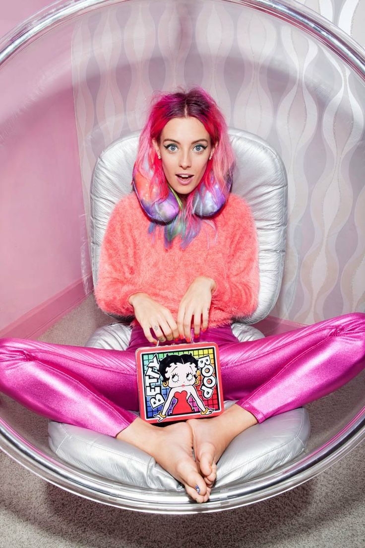 Chloe Norgaard - Celebrity photo