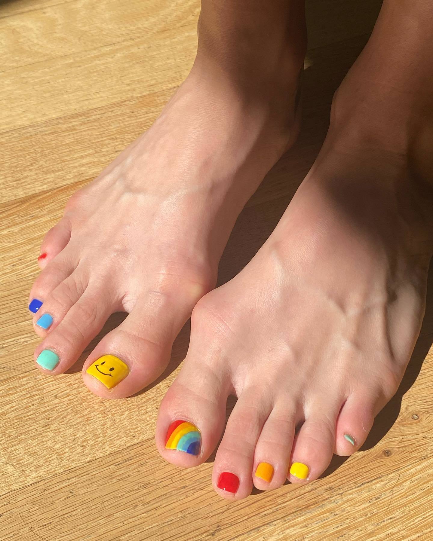 Chloë Grace Moretzs Feet 