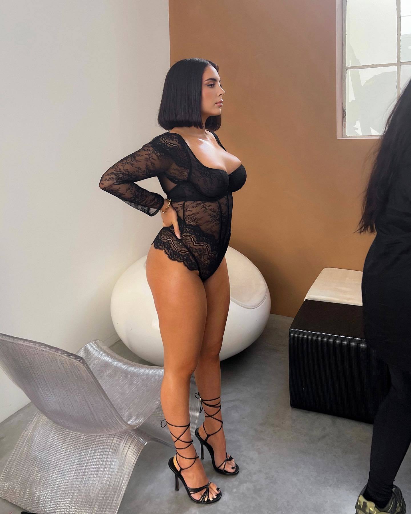 Cinzia-Zullo-Feet-6963613.jpg