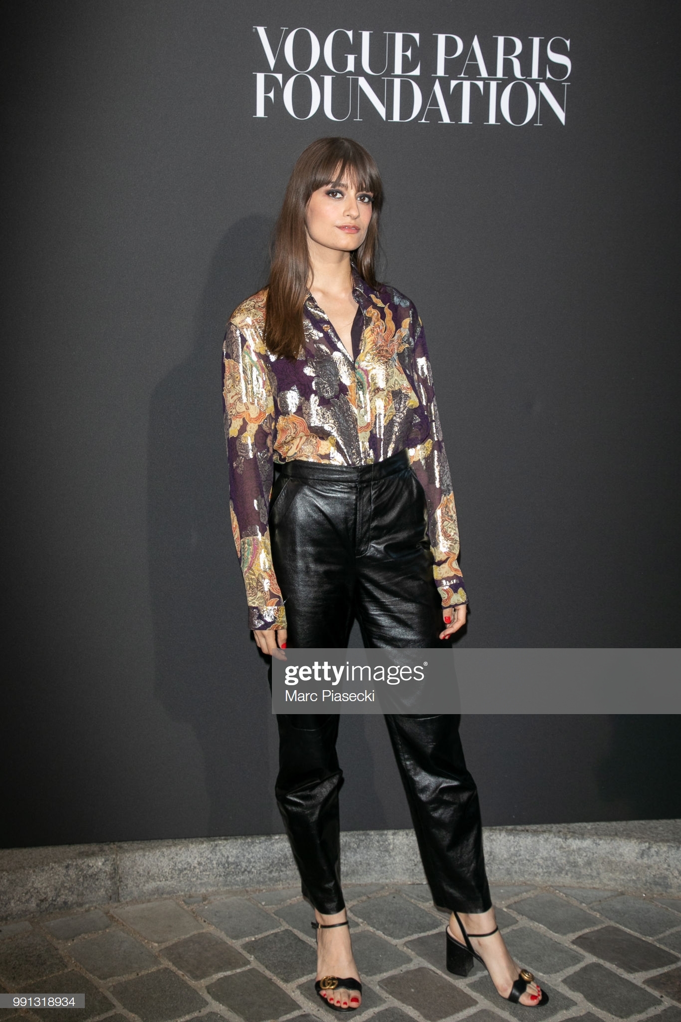 Clara Luciani Compagnon - Clara Luciani S Feet Wikifeet - Luciani comes ...