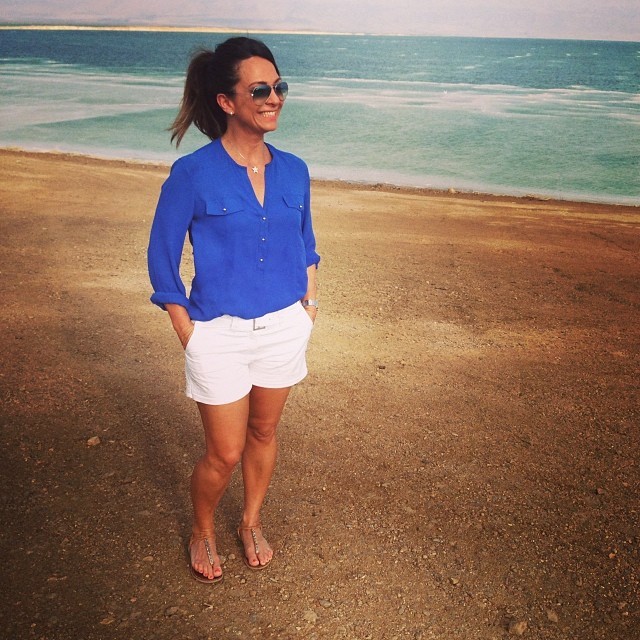 Feet of Claudia Tenório