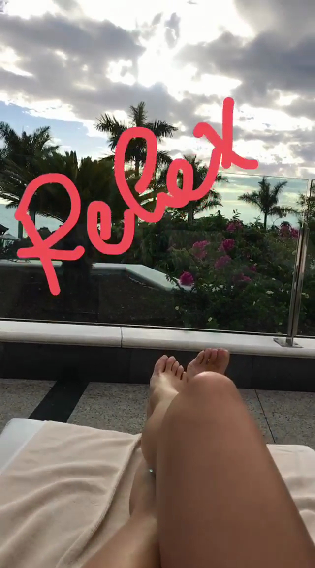 Feet of Daniela Ferolla