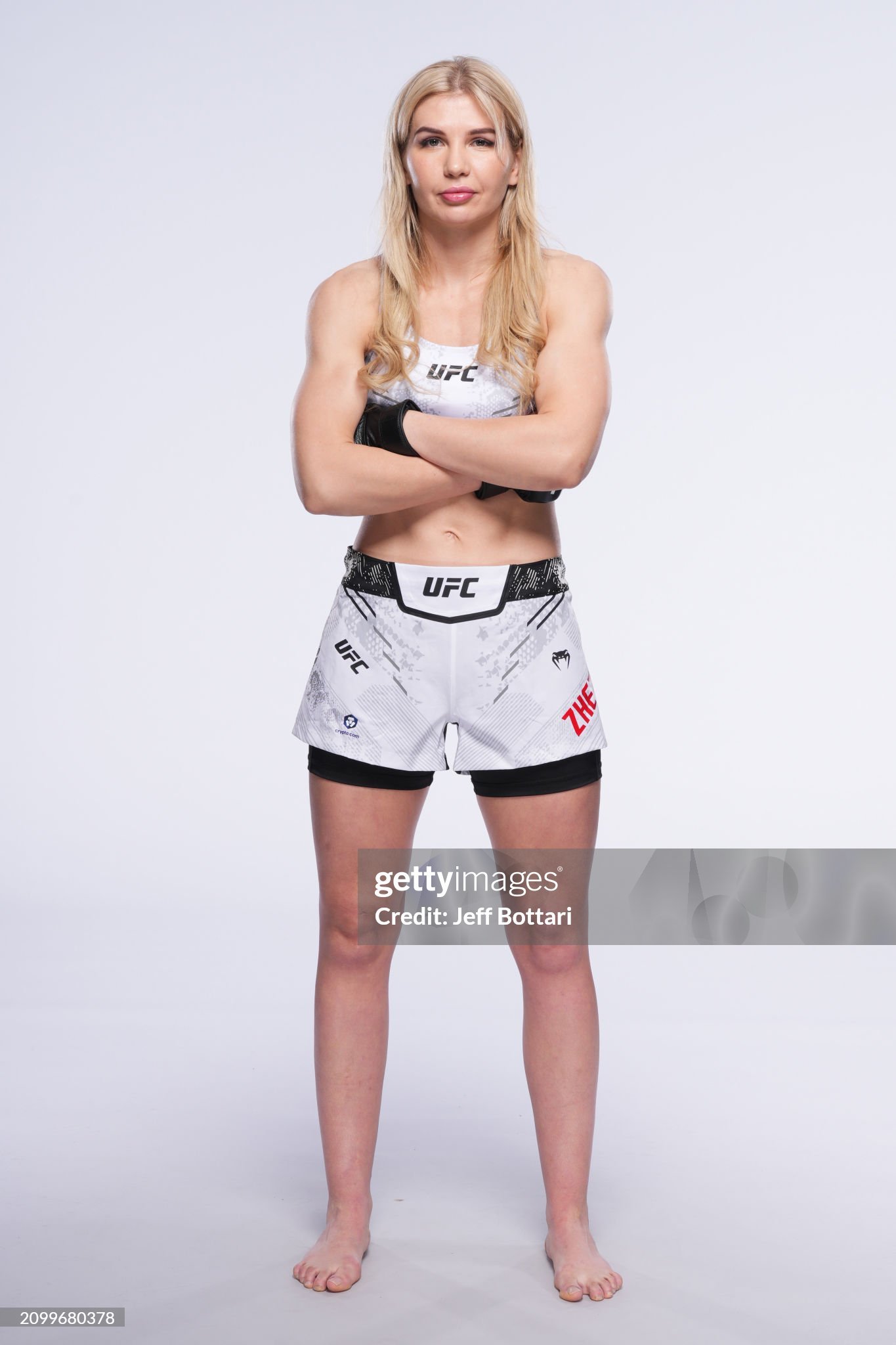 Will Ailin Perez Dominate Darya Zheleznyakova? - 5y9xsk6