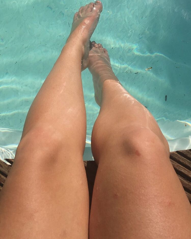 Feet of Dee van der Zeeuw