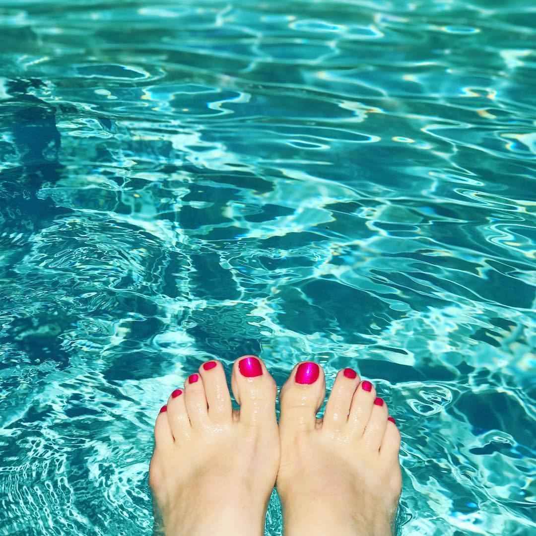 Deirdre Quinn's Feet - I piedi di Deirdre Quinn - Celebrities Feet 2022