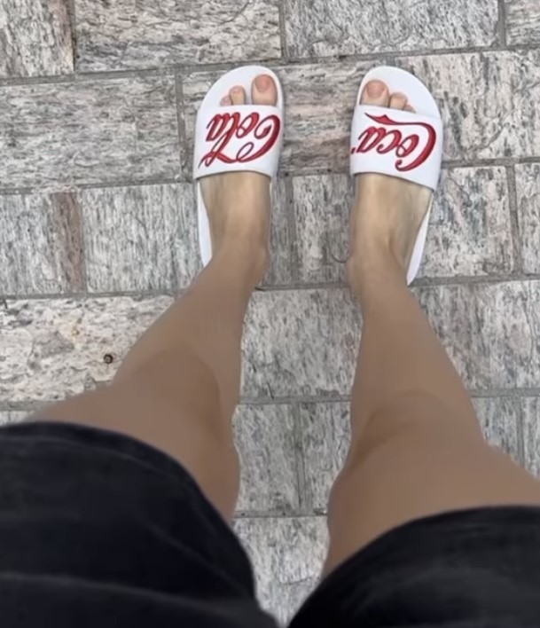 Eduarda Hippier's Feet - I piedi di Eduarda Hippier - Celebrities Feet 2023