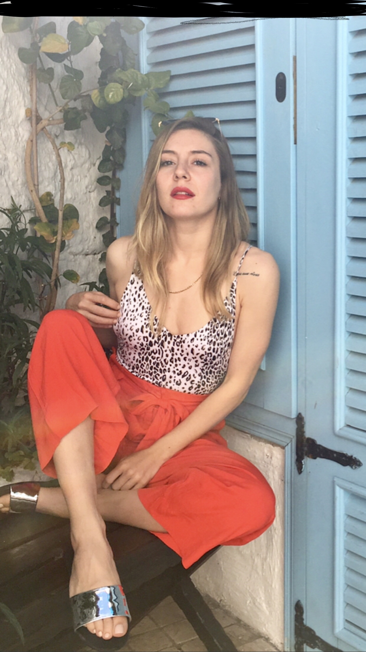 Feet of Ege Kökenli