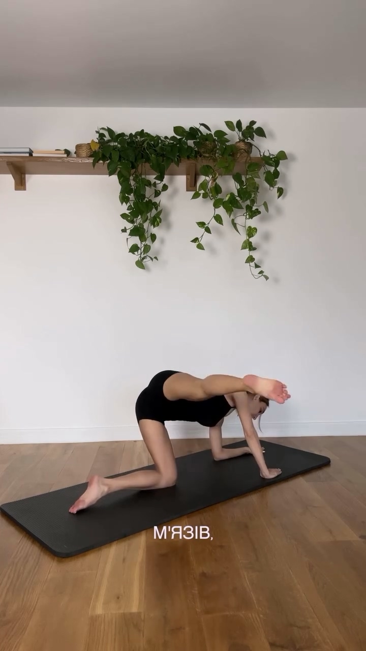 Feet of Elena Mandziuk