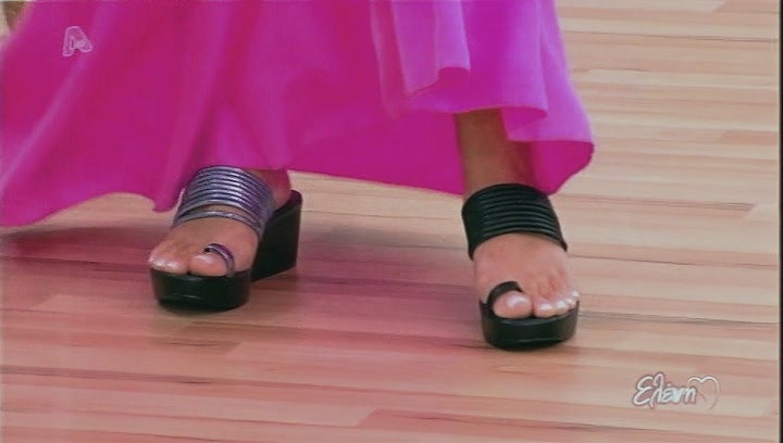 Eleni Menegaki's Feet
