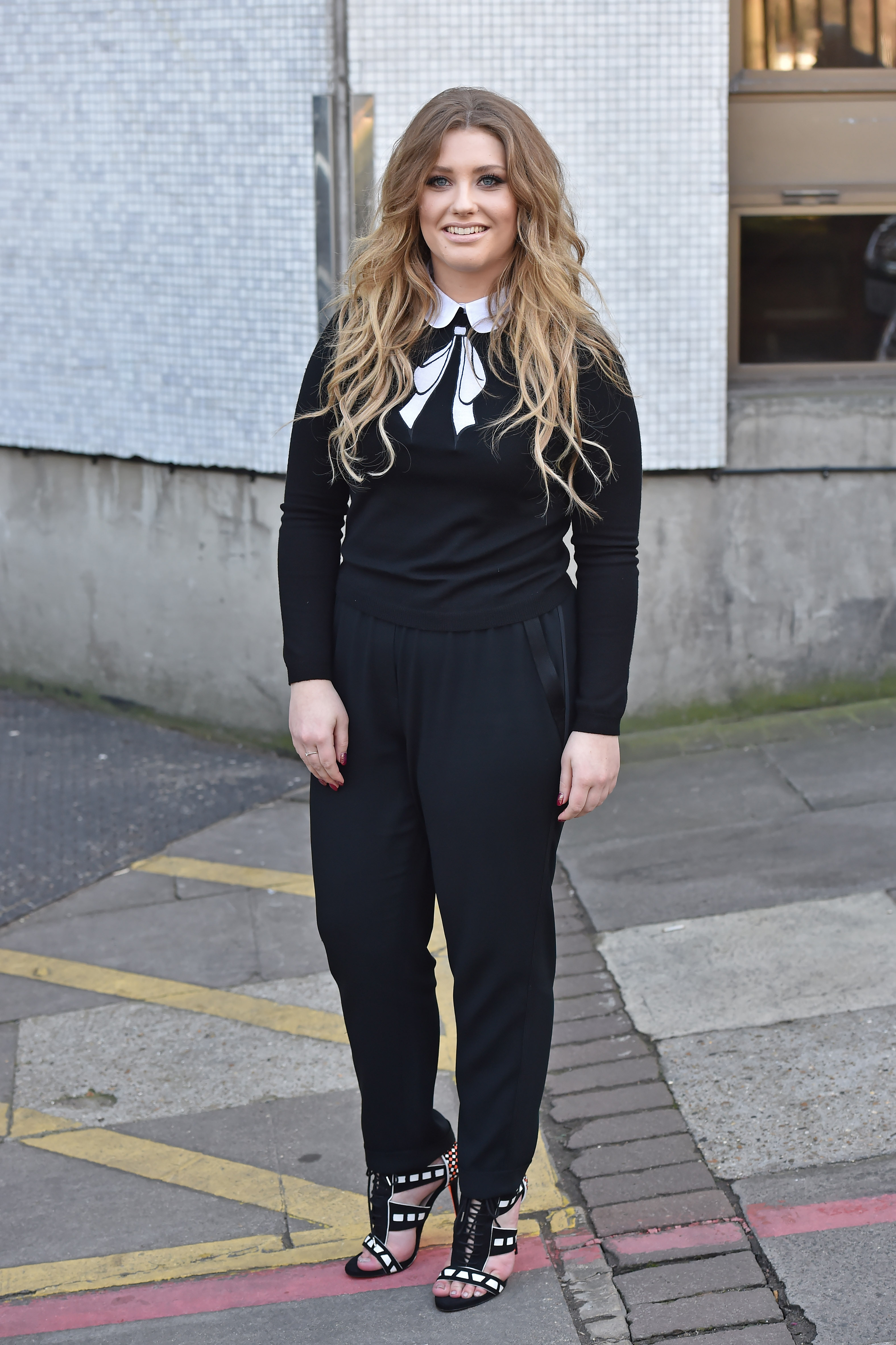 Ella Henderson S Feet Wikifeet