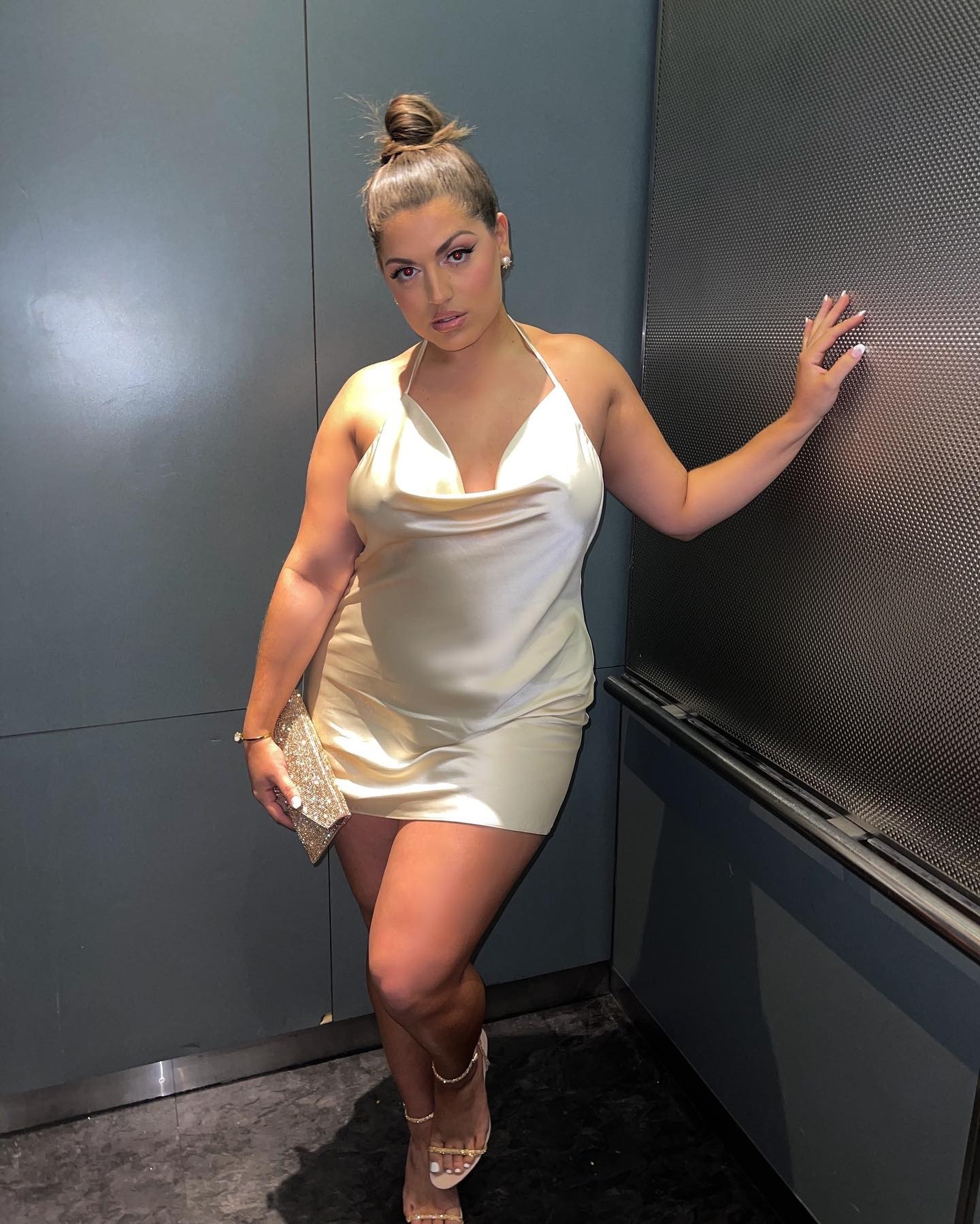 Ella Halikas's Feet - I piedi di Ella Halikas - Page: 2 - Celebrities