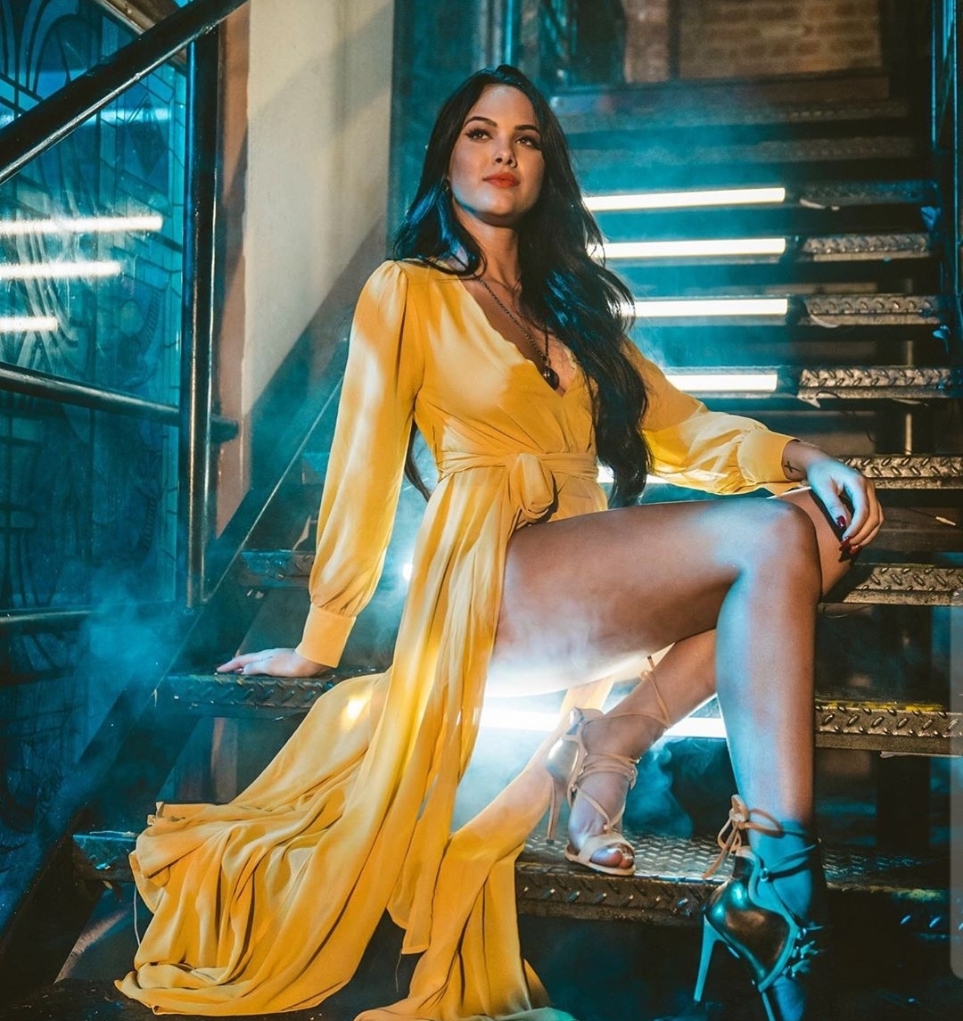 Feet of Emily Garcia