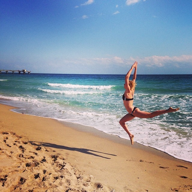 Feet of Evelyn Verrasztó