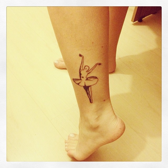 Feet of Gabrielle Cardoso