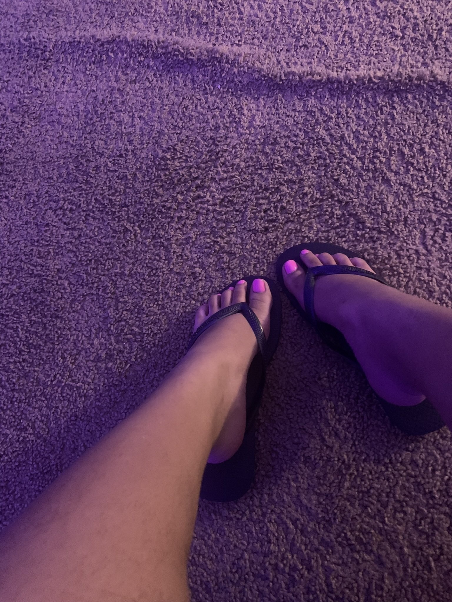 Gianna Spade's feet