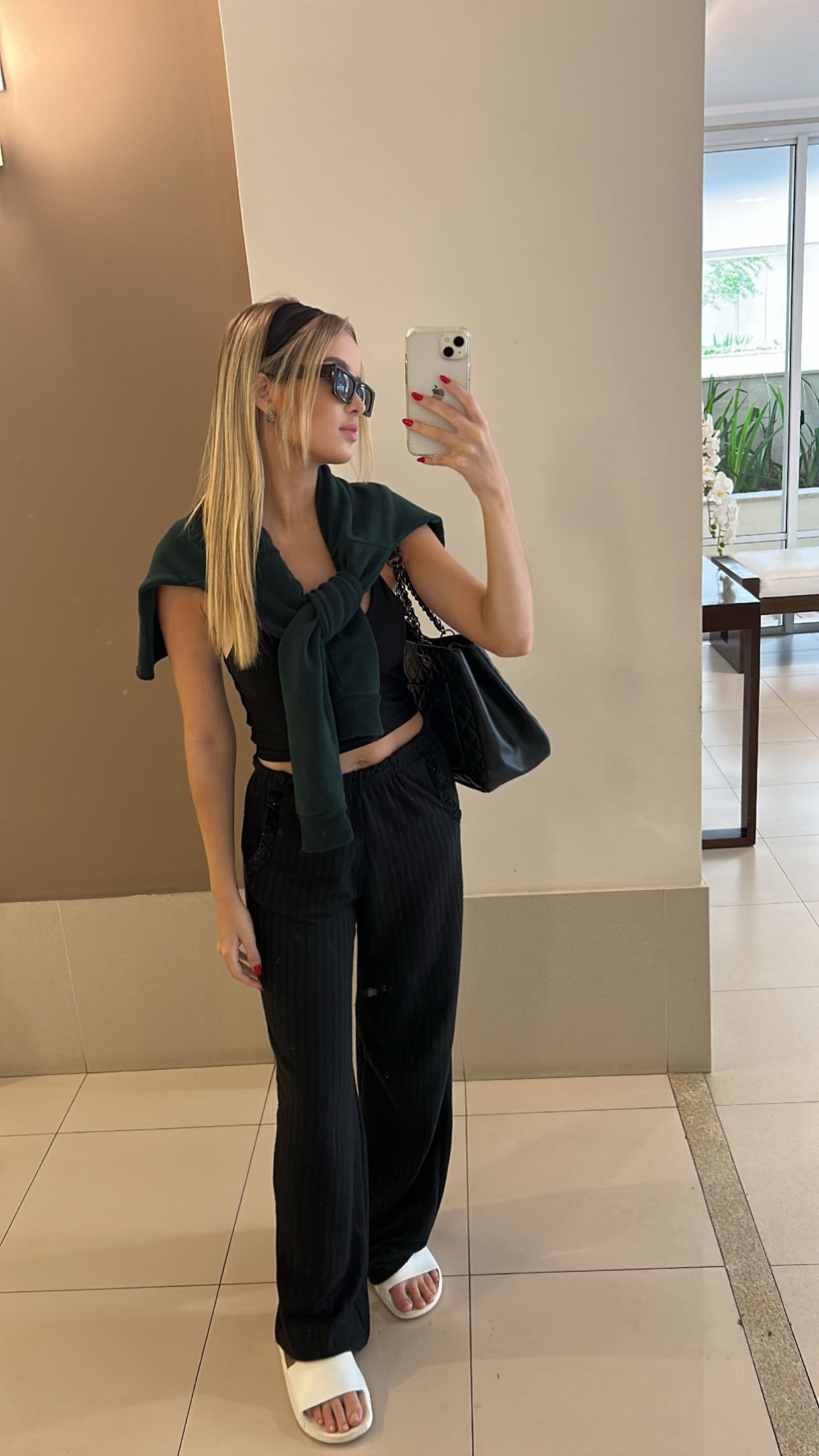 Giovanna Chaves feet photo 190777961 Giovanna Chaves feet photo 190777961 - High quality celebrity feet picture