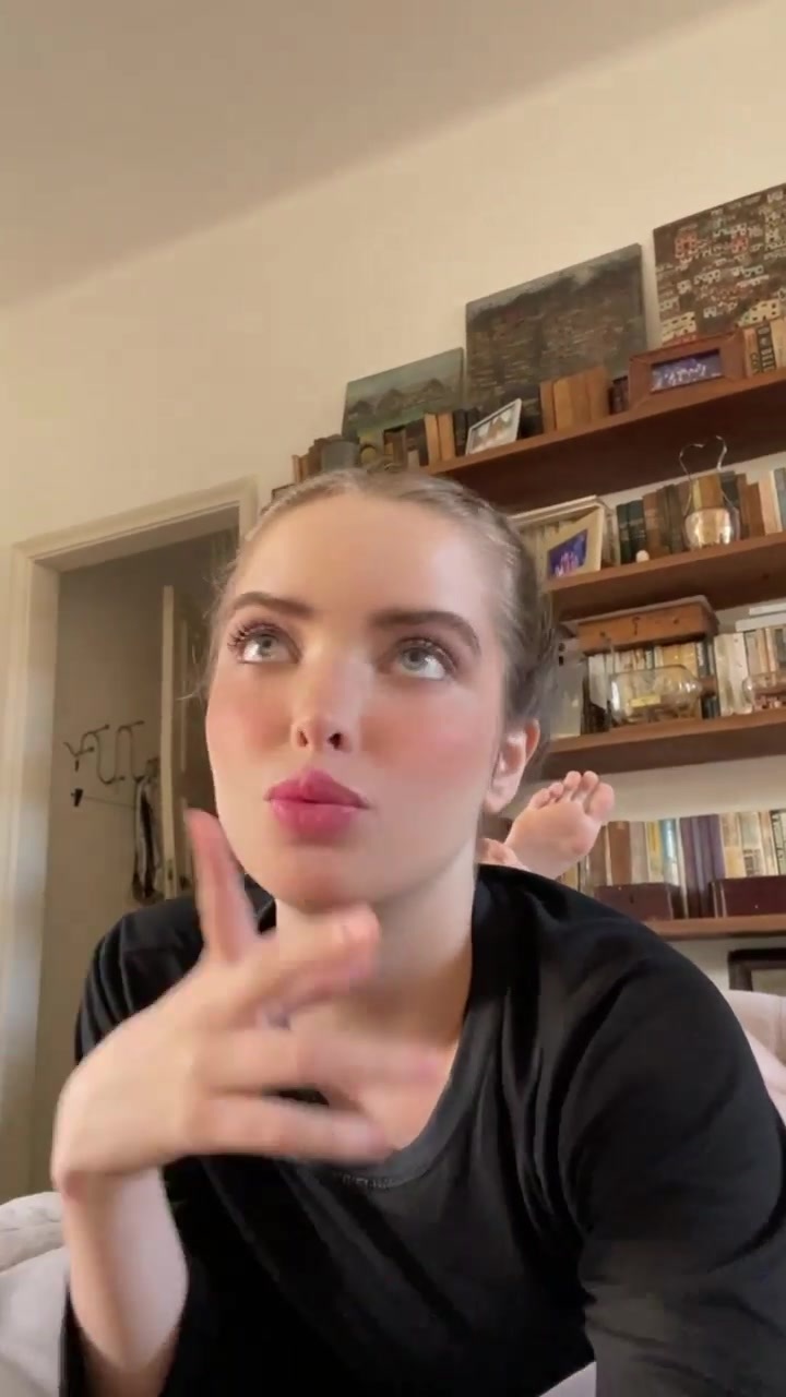 Giovanna Chaves feet photo 190777973 Giovanna Chaves feet photo 190777973 - High quality celebrity feet picture