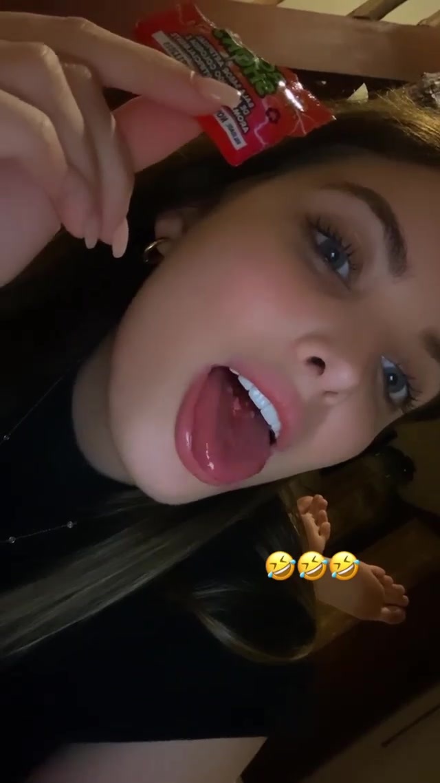 Giovanna Chaves feet photo 190777974 Giovanna Chaves feet photo 190777974 - High quality celebrity feet picture