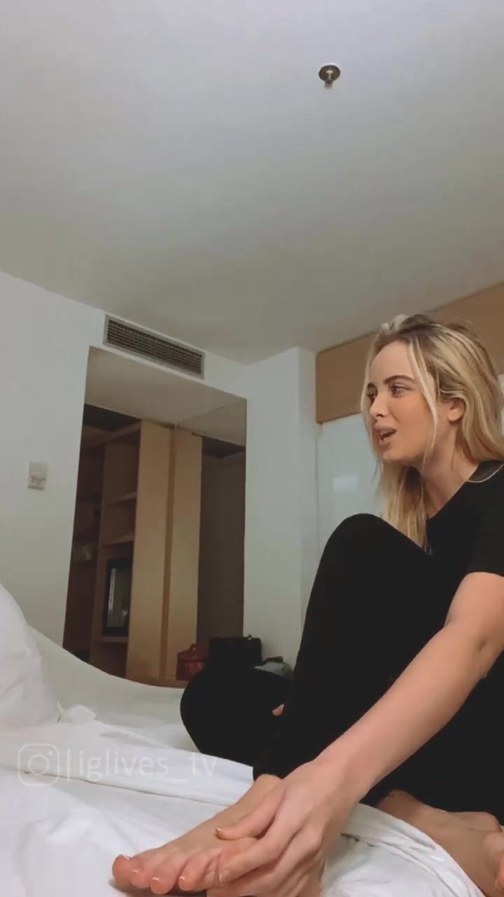 Giovanna Chaves feet photo 190777979 Giovanna Chaves feet photo 190777979 - High quality celebrity feet picture