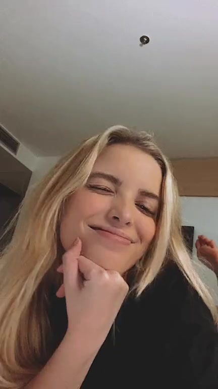 Giovanna Chaves feet photo 190777984 Giovanna Chaves feet photo 190777984 - High quality celebrity feet picture