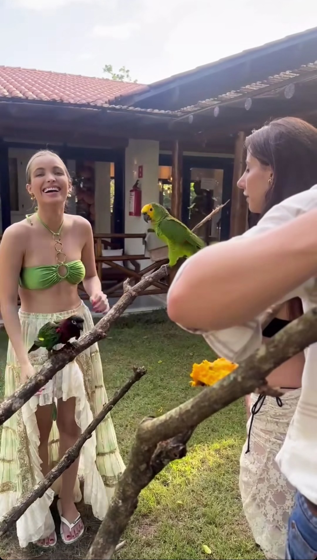 Giovanna Chaves feet photo 569207997 Giovanna Chaves feet photo 569207997 - High quality celebrity feet picture