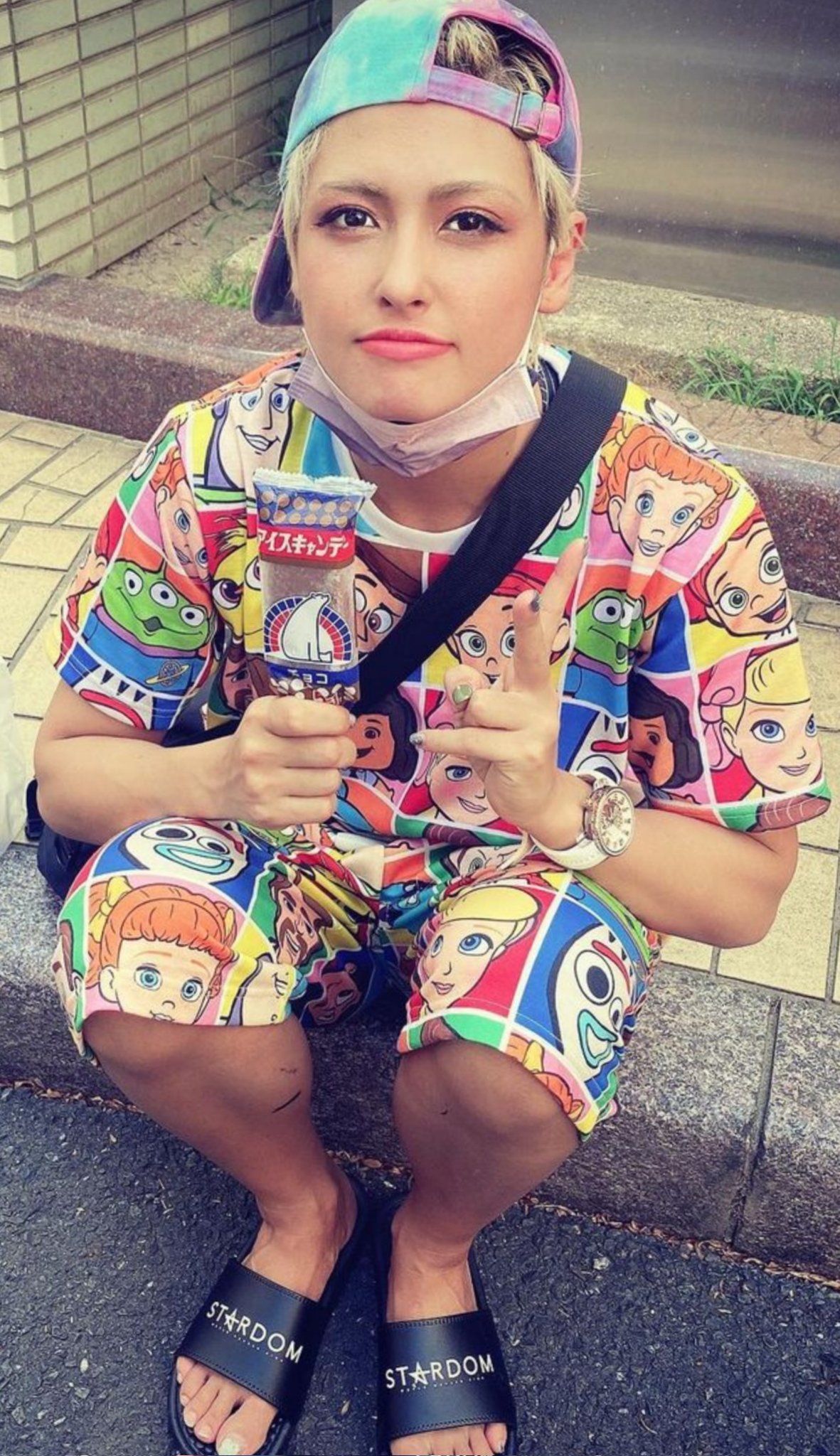 Giulia's Feet << wikiFeet