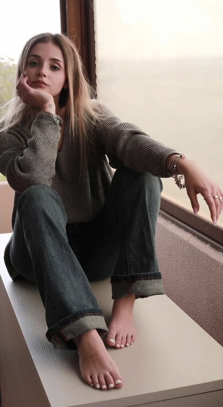 Feet of Greta Nitti