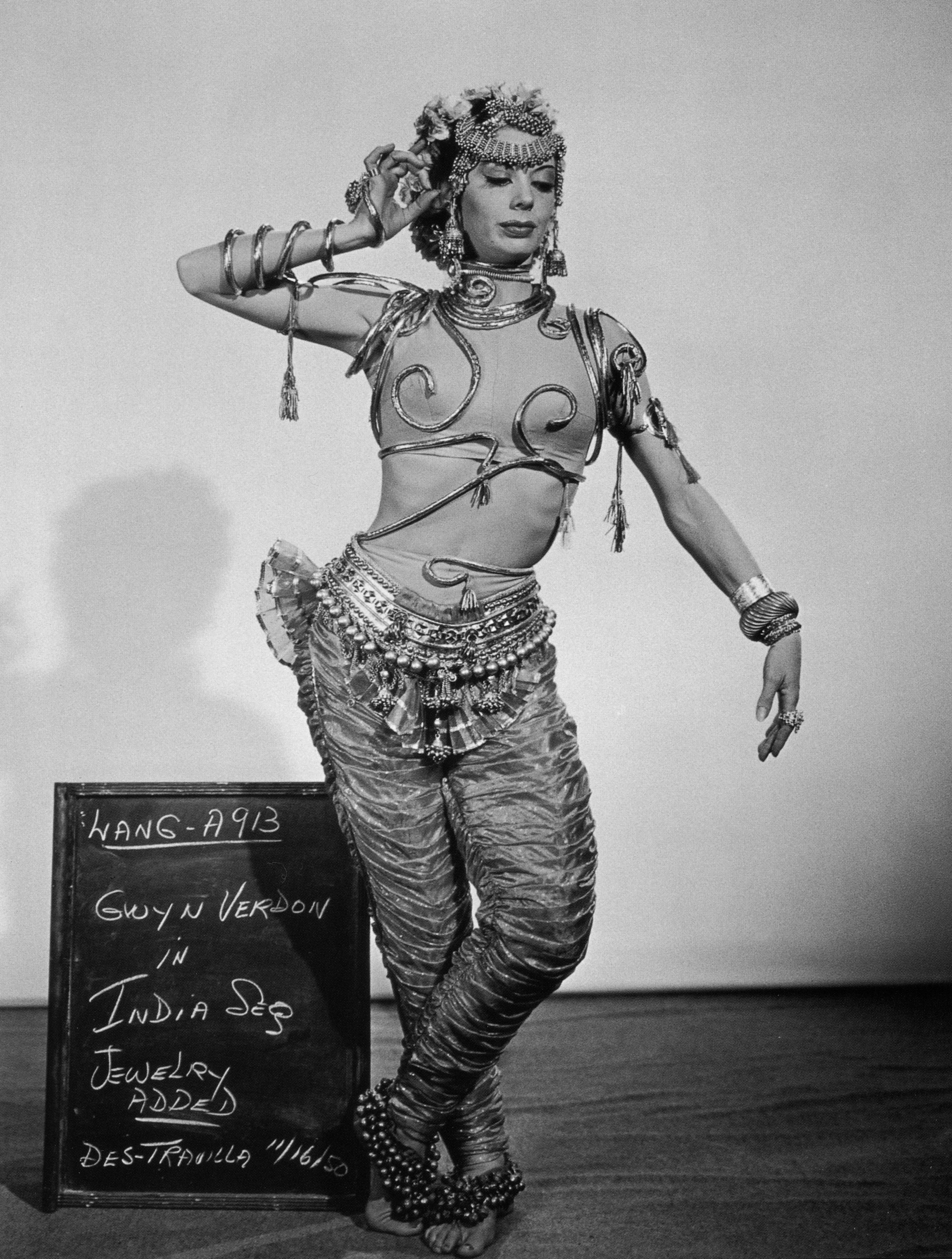 Gwen Verdon dancer