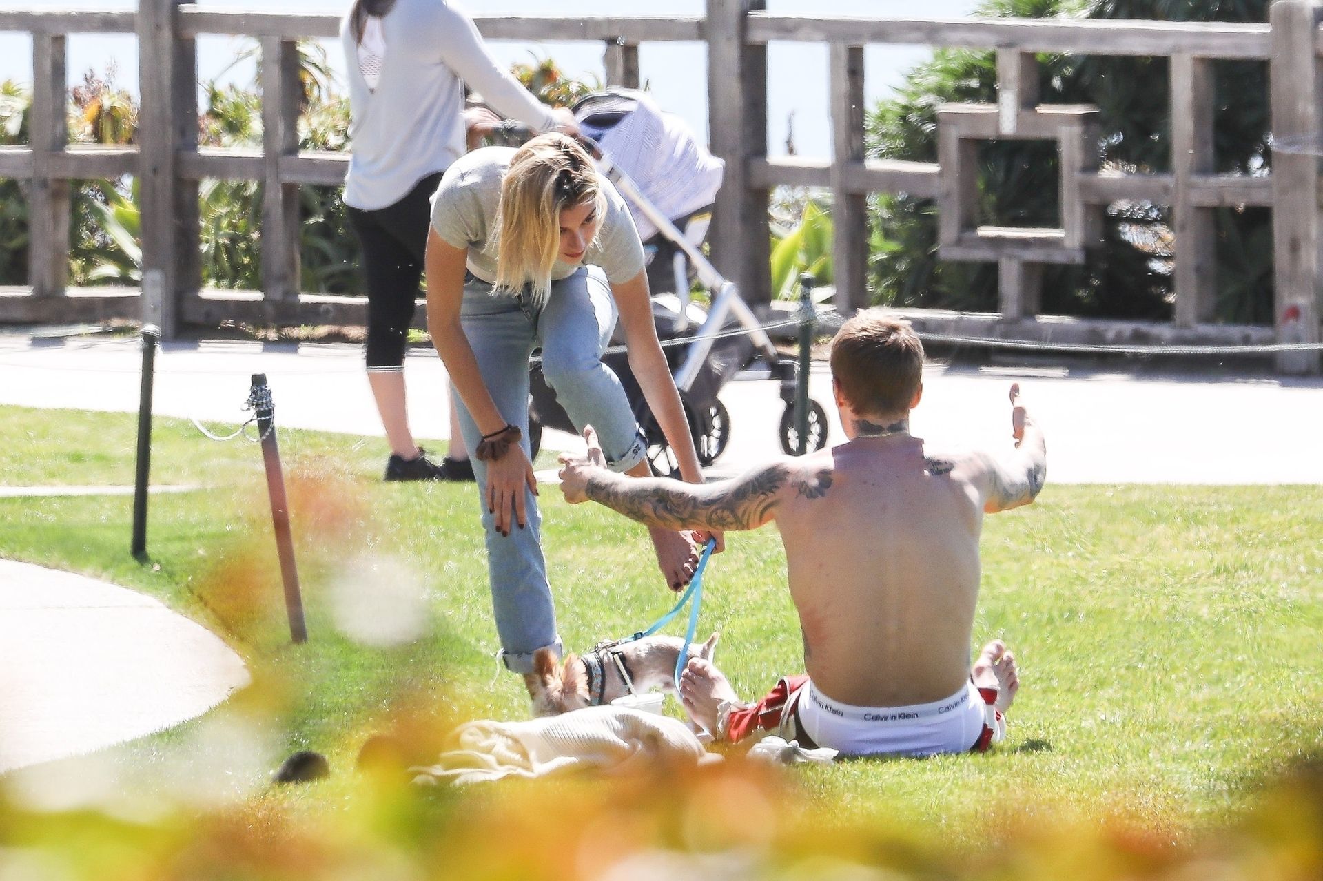 Hailey Bieber feet photo 190828171 Hailey Bieber feet photo 190828171 - High quality celebrity feet picture