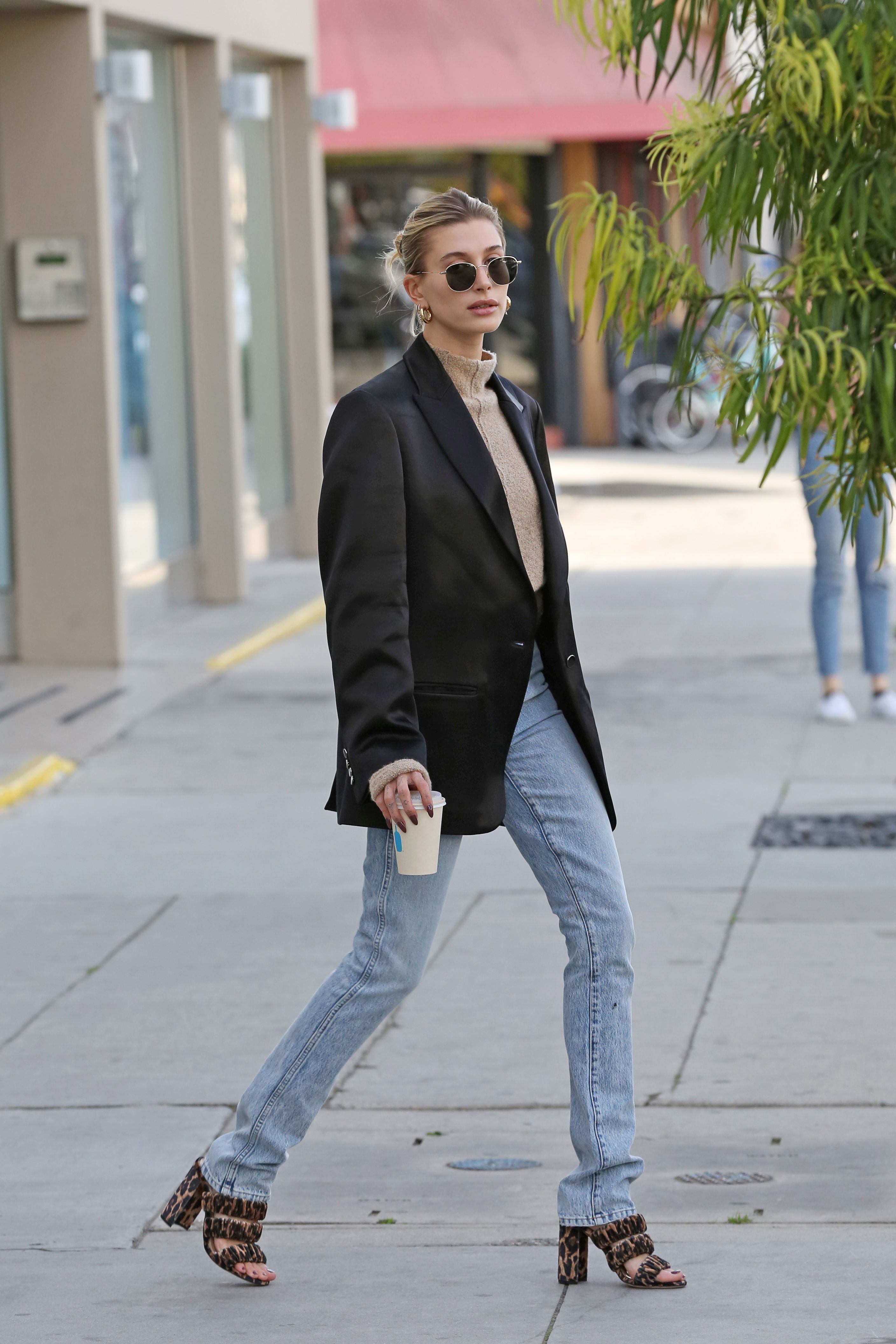 Hailey Bieber feet photo 190828261 Hailey Bieber feet photo 190828261 - High quality celebrity feet picture