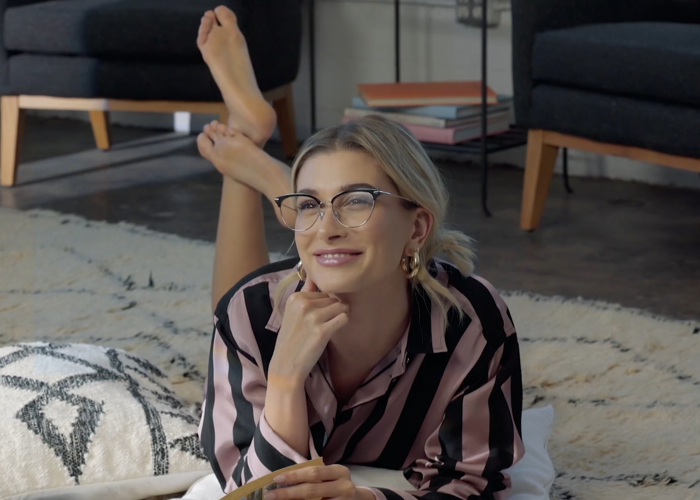 Hailey Bieber feet photo 190828373 Hailey Bieber feet photo 190828373 - High quality celebrity feet picture