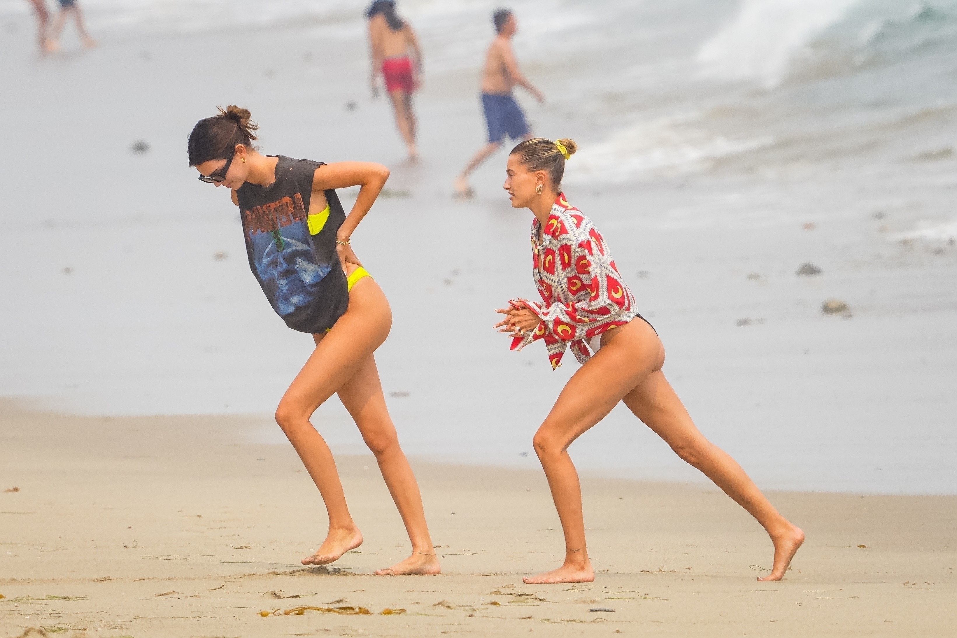 Hailey Bieber feet photo 190828390 Hailey Bieber feet photo 190828390 - High quality celebrity feet picture