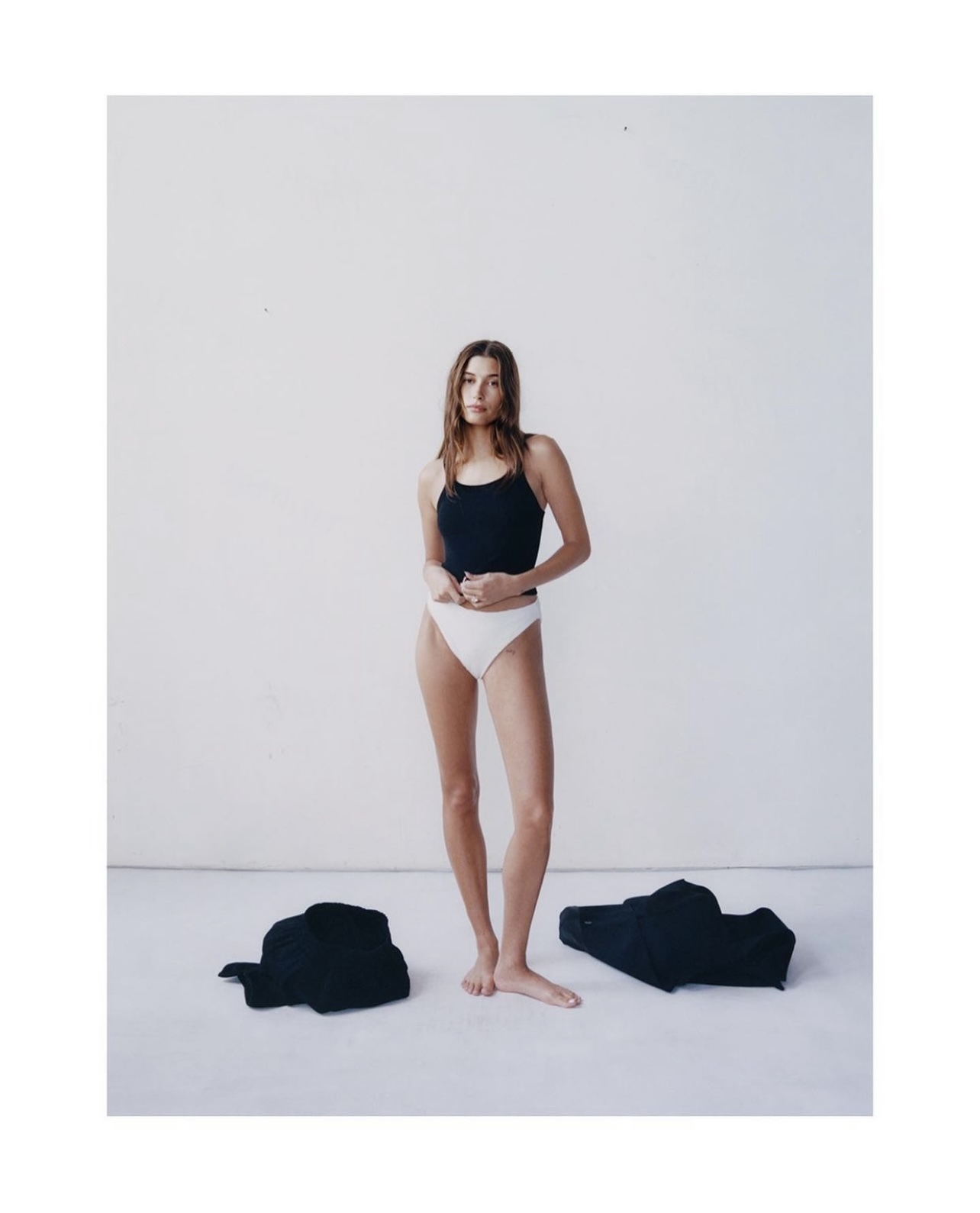 Hailey Bieber feet photo 190828750 Hailey Bieber feet photo 190828750 - High quality celebrity feet picture