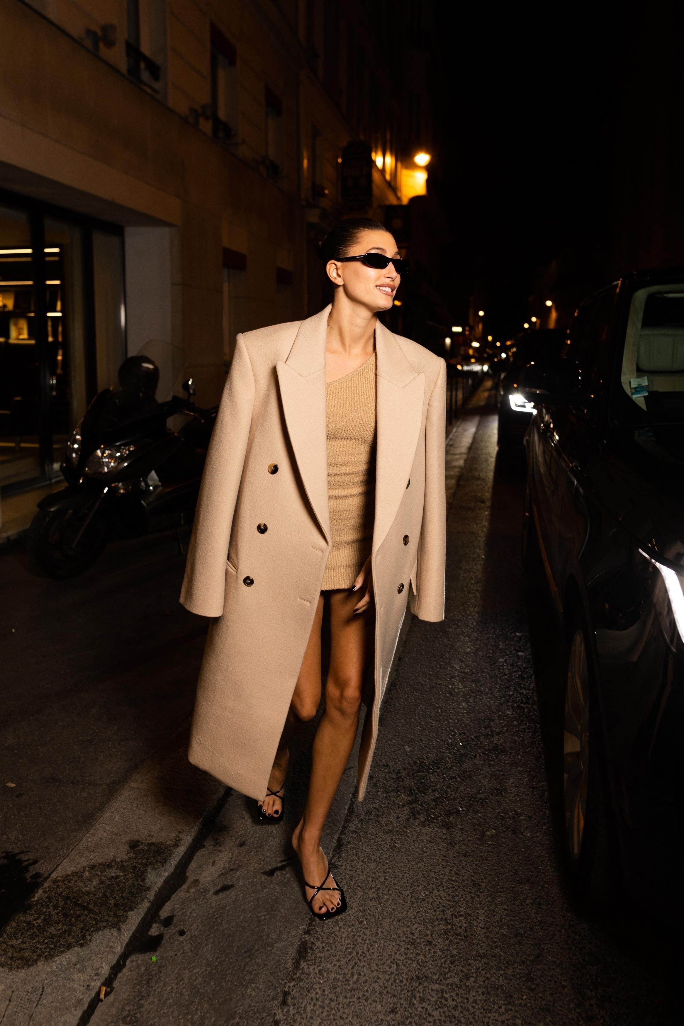 Hailey Bieber feet photo 190828759 Hailey Bieber feet photo 190828759 - High quality celebrity feet picture