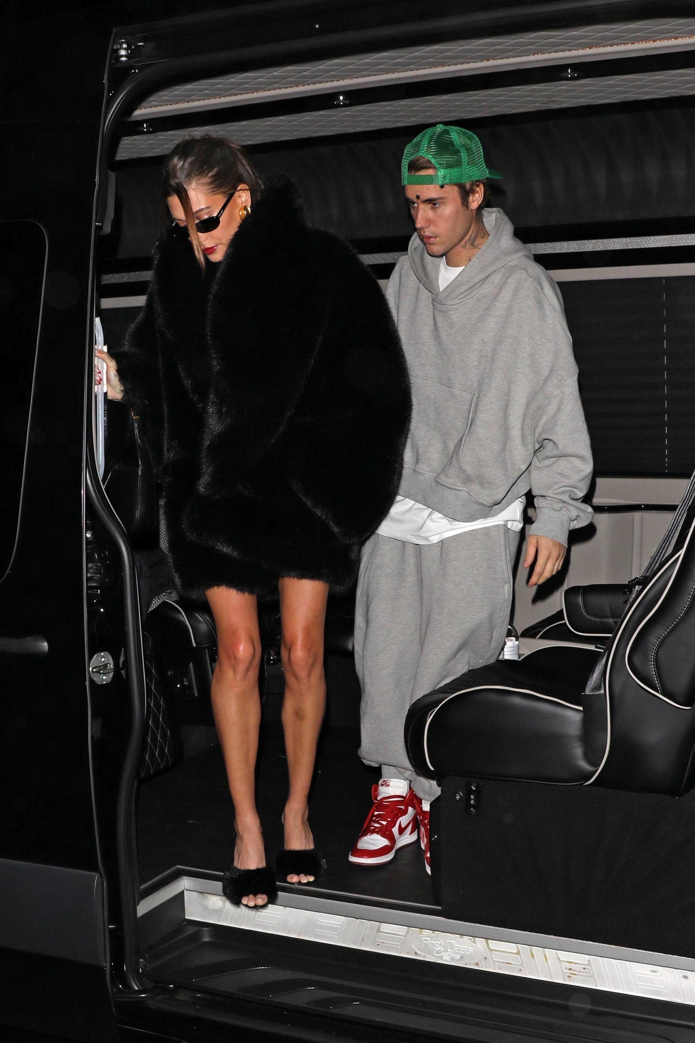 Hailey Bieber feet photo 190828819 Hailey Bieber feet photo 190828819 - High quality celebrity feet picture