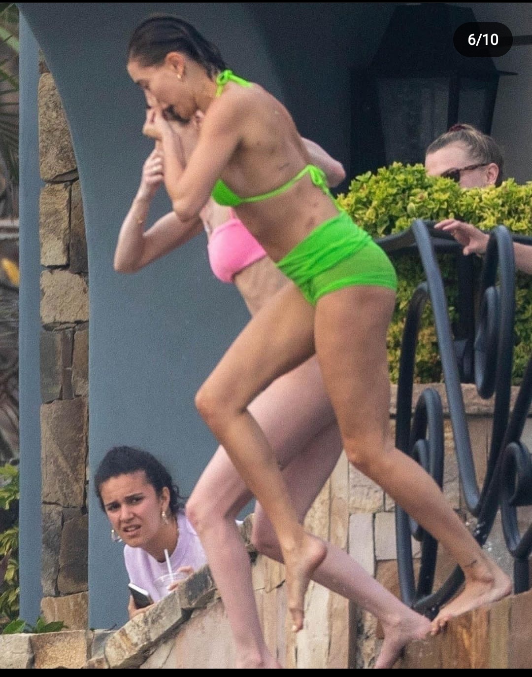 Hailey Bieber feet photo 190828849 Hailey Bieber feet photo 190828849 - High quality celebrity feet picture