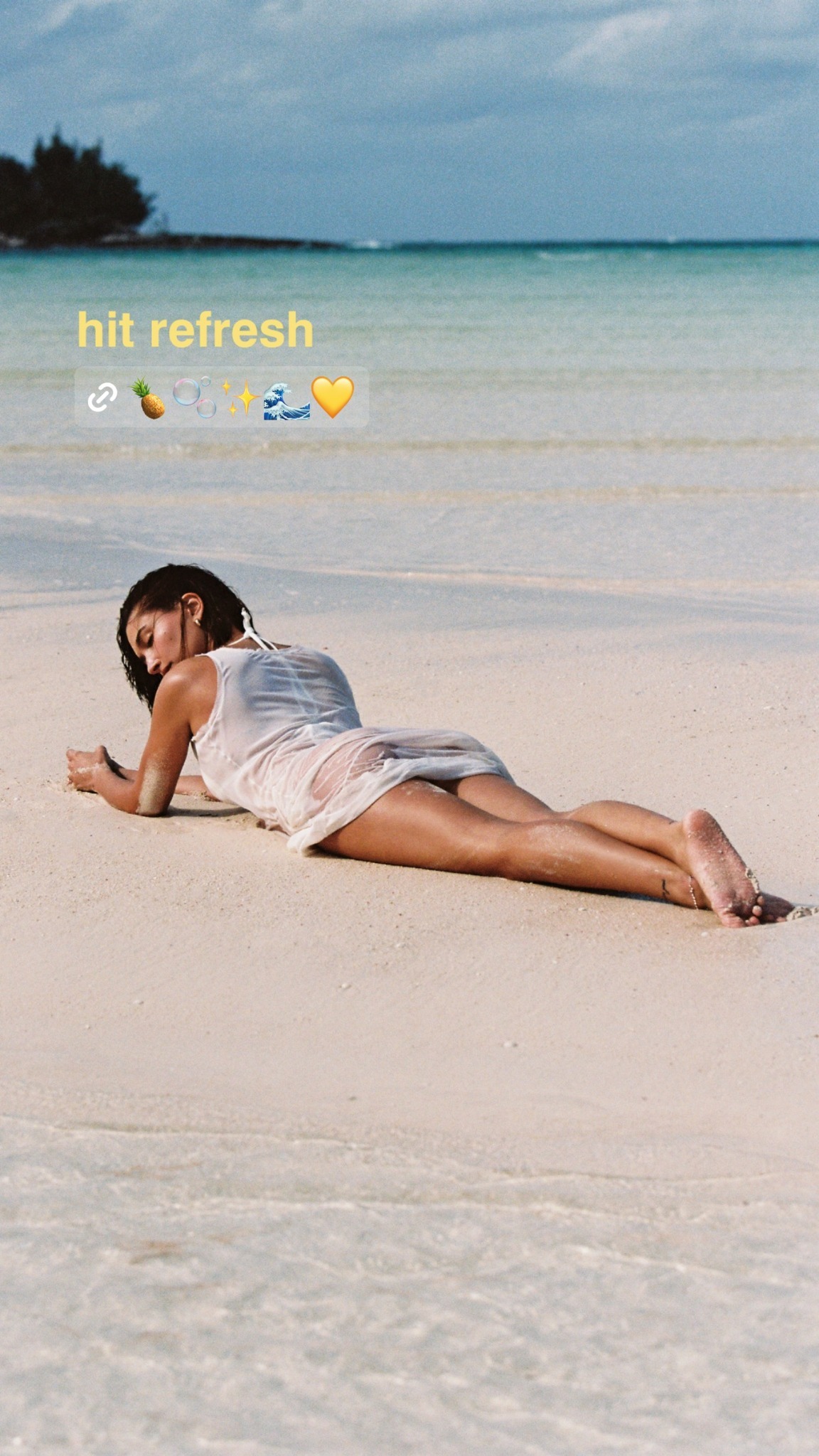 Hailey Bieber feet photo 401049766 Hailey Bieber feet photo 401049766 - High quality celebrity feet picture