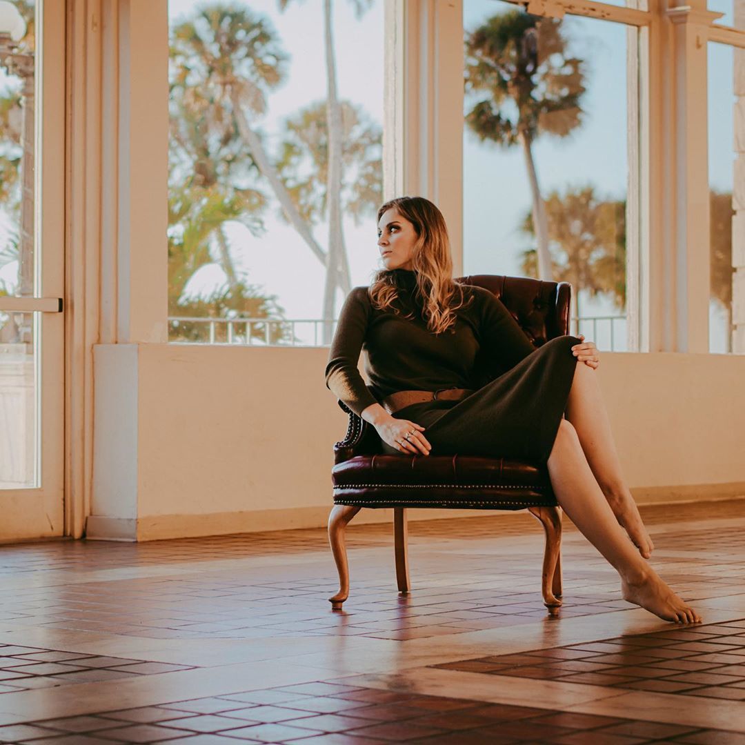 Hannah Aylward's feet